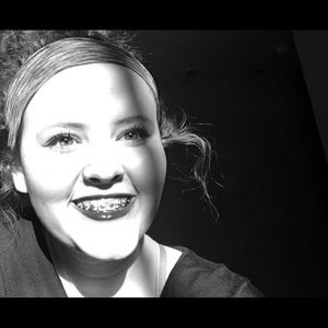 Meet your Posher, Alli